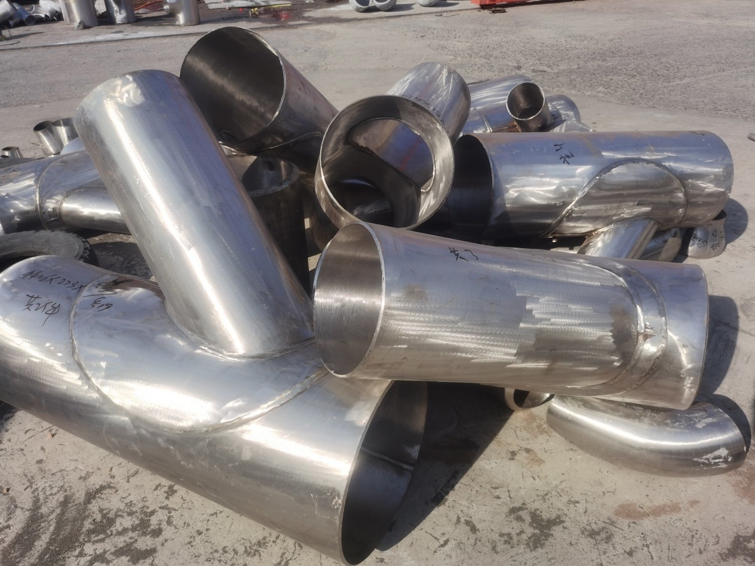 202106221815252E8FF35E77DA7866_b